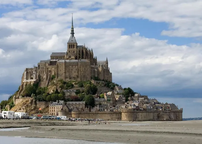 Douces Nuits Caennaises - Parking Privé Inclus, Centre Caen