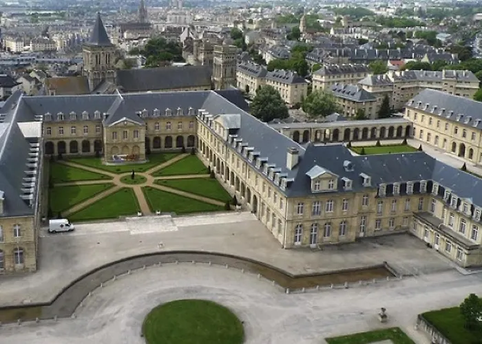 Douces Nuits Caennaises - Parking Prive Inclus, Centre * Caen