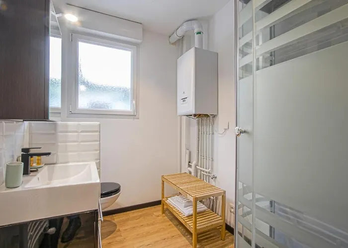 Douces Nuits Caennaises - Parking Prive Inclus, Centre Appartement Caen